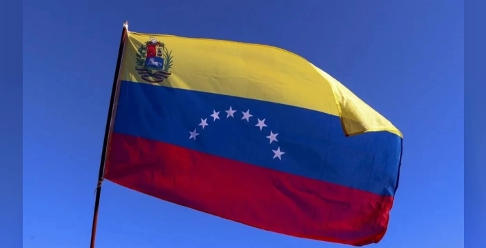 Venezuela ABD tehditlerine karşı direniş sinyali verdi: 'Hiçbir imparatorluğun kölesi değiliz!'