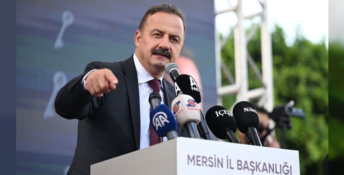 Yavuz Ağıralioğlu'ndan şok eleştiri: Öcalan teröristtir ve hükümet sorunların kökü!