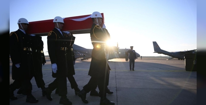 Yürekler dağlandı: 20 kahraman askerimiz son yolculuğuna uğurlandı!