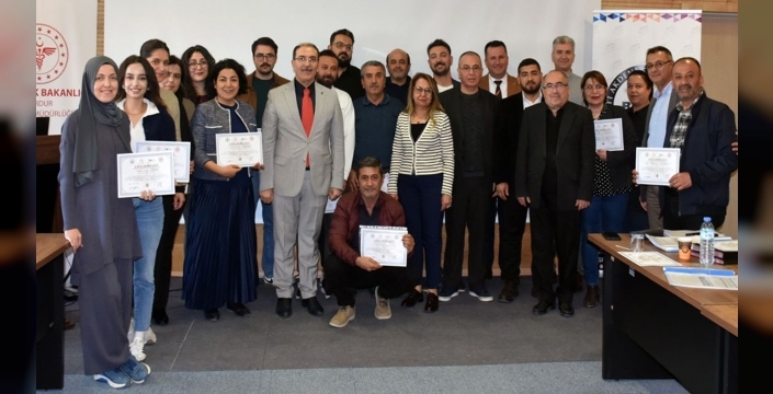 Burdur'da Hastaneler Yeşil Dönüşüme Hazırlanıyor: Sıfır Emisyon Hedefi İçin Önemli Adımlar