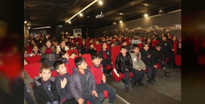 Karlıova'da minikler,