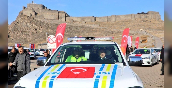 Kars'ta güvenlik güçlerine 60 yeni hizmet aracı tahsis edildi