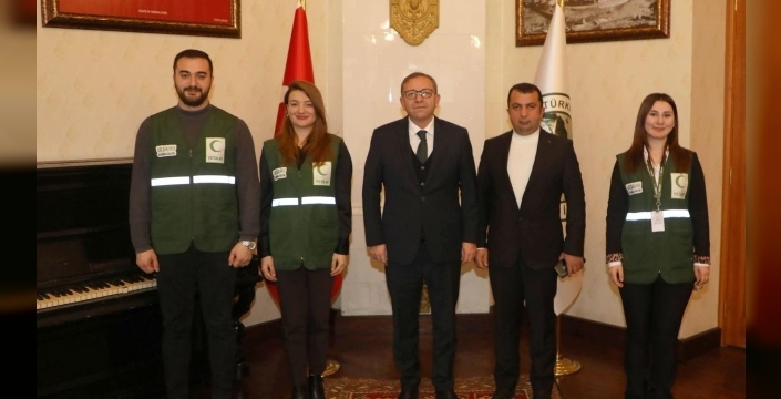 Kars Yeşilay'dan Muhteşem Başarı: Türkiye Birincisi Oldular!