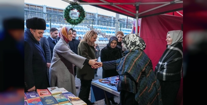 Keçiören'de Yeni Yıl Pazarı Kadın Emeğiyle Açıldı: 31 Aralık'a Kadar Ziyaret Edilebilir
