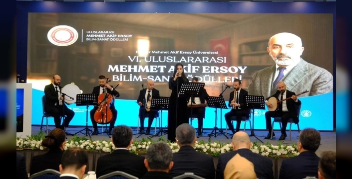 Mehmet Akif Ersoy Bilim ve Sanat Ödülleri, Burdur'da sahiplerini buldu