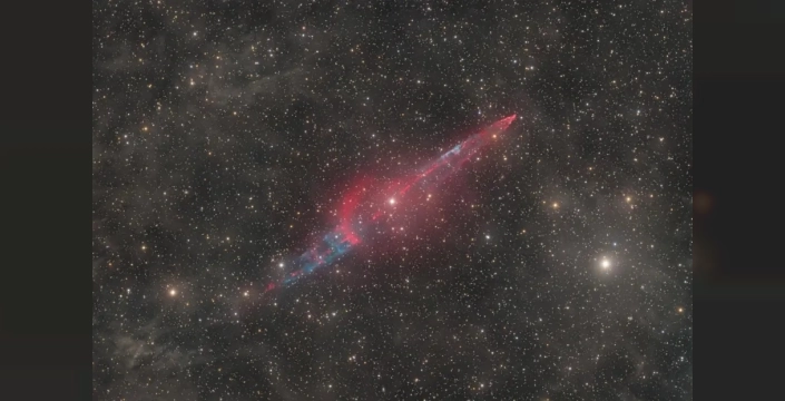 NASA, Andromeda'daki yıldız sisteminden fışkıran dev plazma jetlerini en net haliyle görüntüledi