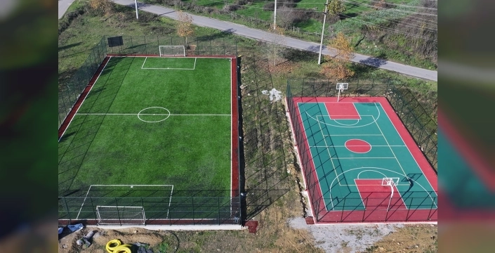Sakarya'nın kuzey ilçelerinde gençler için spor sahaları tamamlanıyor