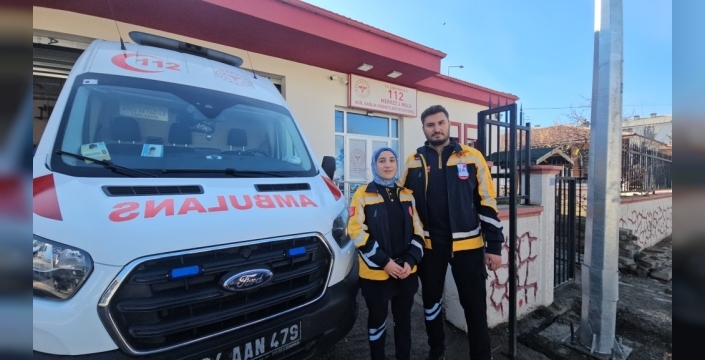 Zorlu vakalara birlikte koşan sağlıkçı çift: Hem hayat hem iş arkadaşı