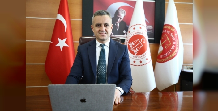 Bingöl Başsavcısı Abdullah Sert, Anadolu Ajansı'nın 'Yılın Kareleri' oylamasına katıldı