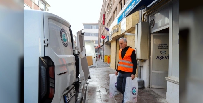 Eskişehir'de ihtiyaç sahipleri unutulmadı: hijyen desteği ulaştı