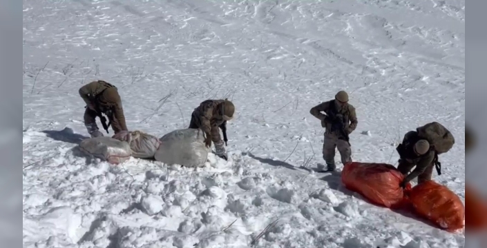 Hakkari'de tarihi uyuşturucu operasyonu: 348 kilo ele geçirildi