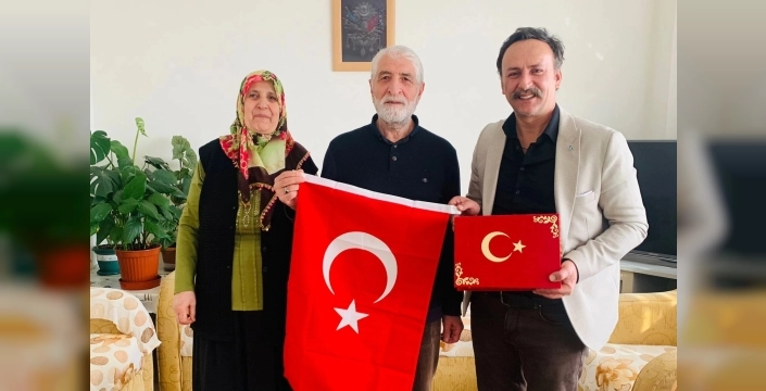 İzmit Belediyesi'nden gazilere vefa ziyareti: Minnet ve şükran duyguları paylaşıldı