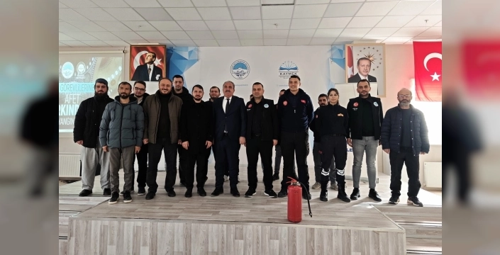 Kayseri itfaiyesinden iki ilçede afetlere hazırlık dersi: Din görevlileri ve personel sahada!