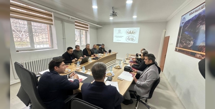 Keban'da okullar yeni döneme hazırlanıyor: Müdürler toplandı