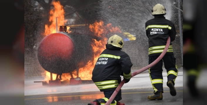 Konya itfaiyesi 2025'te 15 bin 497 olayda kahramanlık gösterdi