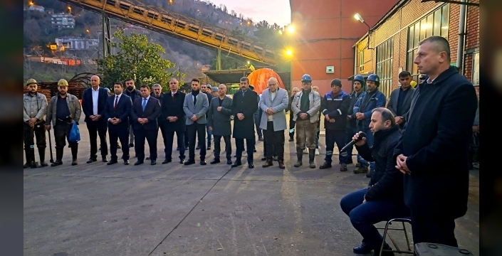 Kozlu maden şehitleri, 7 Ocak'ta dualarla anıldı