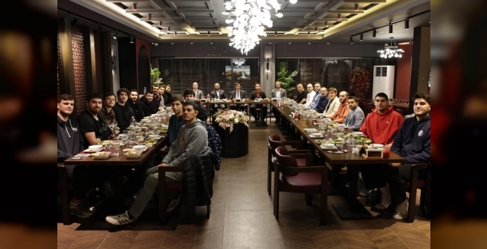 Kütahya Belediyespor, DMD hastası minik Metehan için moral yemeğinde buluştu