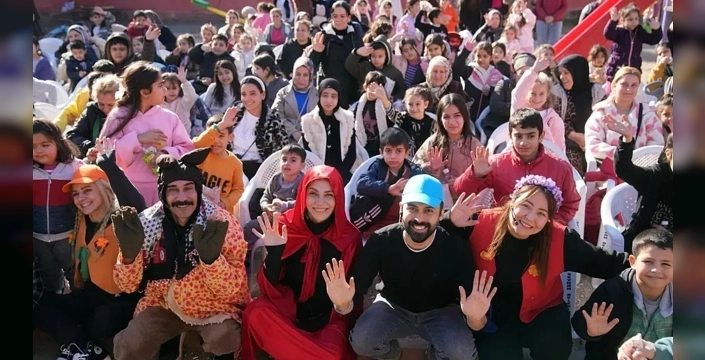 Seyhan'da çocuklar tiyatroyla sömestir keyfi yaşıyor