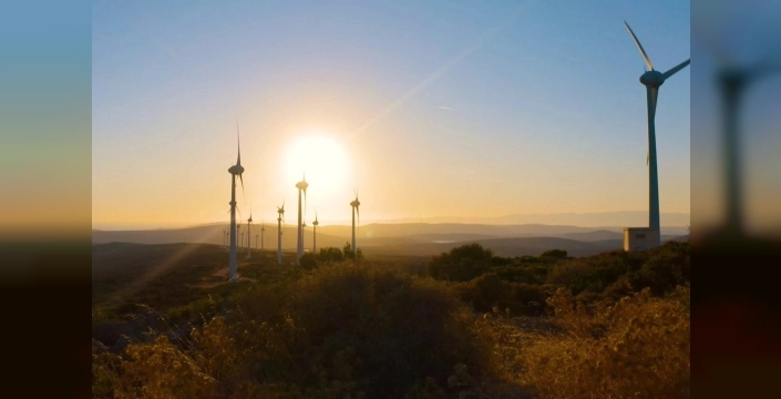 Türkiye'nin elektrik kurulu gücü 122 bin 519 MW'a ulaştı, yenilenebilir ve yerli kaynaklar öne çıktı