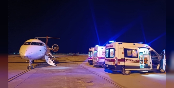 Van'da hayati tehlike taşıyan iki aylık bebek, ambulans uçakla İstanbul'a yetiştirildi!