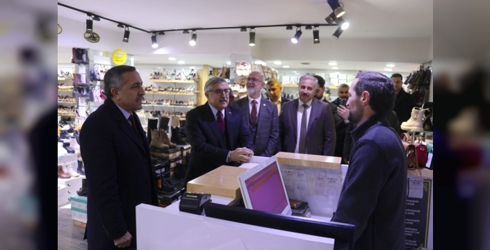 AK Partili Yayman, Van'da yoğun temaslarda bulundu