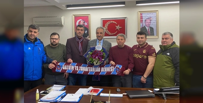 Artvin TS taraftarları, Yılmaz Boz'u makamında ziyaret etti