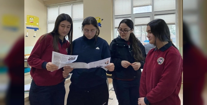 Ayancık'ta öğrenciler Ramazan'ı gazete ile kutluyor