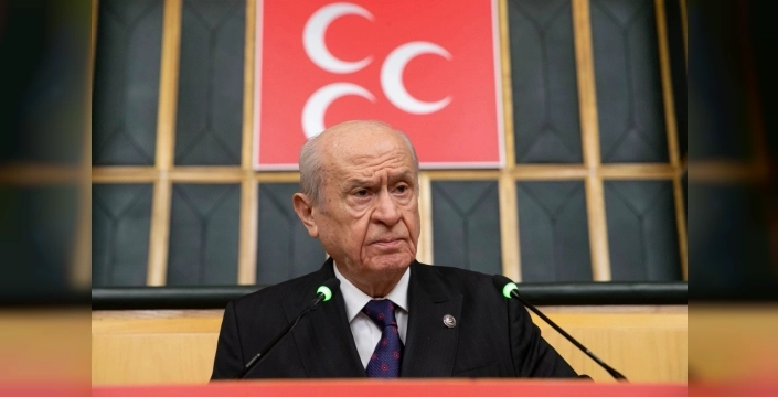 Bahçeli'den erken seçim çağrılarına 'siyasi ahmaklık' şoku