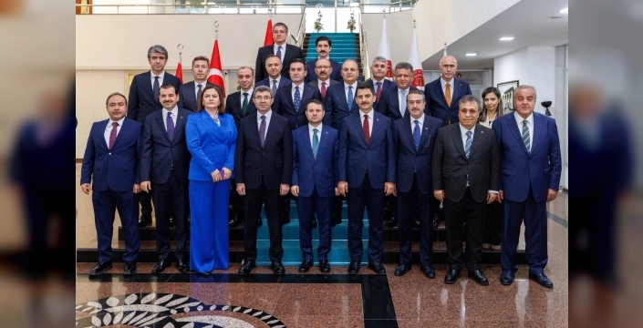 Bakan Gürlek, HSK Başkanı olarak ilk toplantıda yargıda liyakat ve şeffaflık vurgusu yaptı