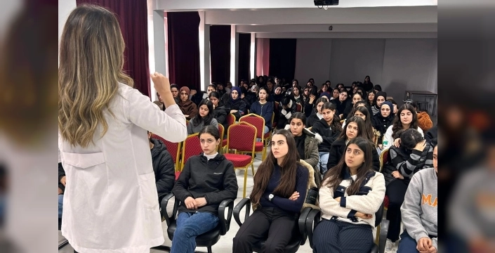 Batman'da Liselilere 'Sağlıklı Çocuk, Sağlıklı Gelecek' Eğitimi Verildi