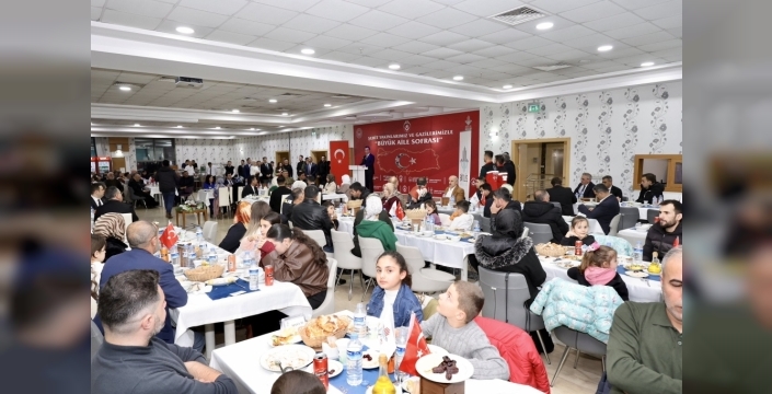 Bitlis'te şehit yakınları ve gaziler 'Büyük Aile Sofrası'nda buluştu, duygusal anlar yaşandı