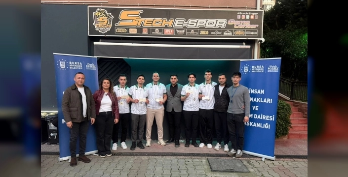 Bursa Büyükşehir'de çalışanlar e-spor turnuvasında buluştu