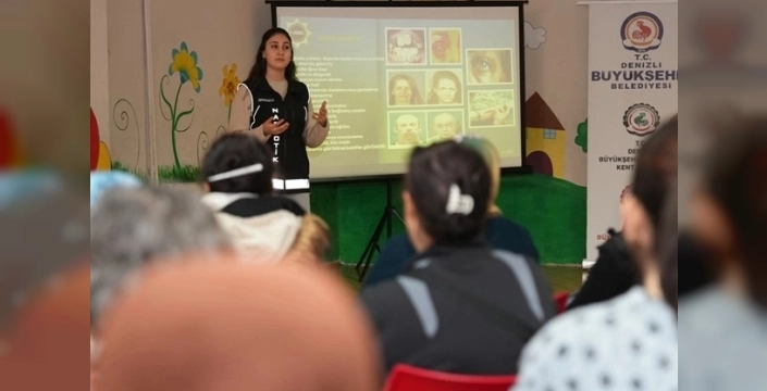 Denizli'de anneler, bağımlılık ve afetlere karşı bilinçlendiriliyor