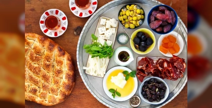 Diyet uzmanından sahurda sağlıklı beslenme önerileri