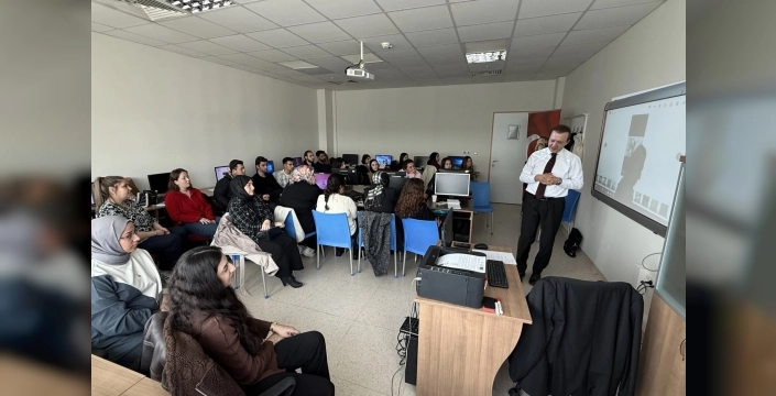 Eczacı kalfası yetiştiren FARMAHANE projesi Çorum’da start aldı