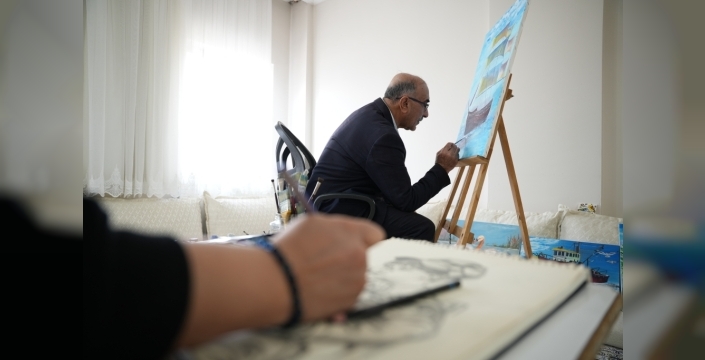 Hakkari'de 71 yaşındaki Günşar, ahşap tutkusu ile sanata hayat veriyor