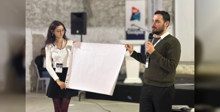 İzmir'de gençlerin kent yönetimine katılımı artıyor