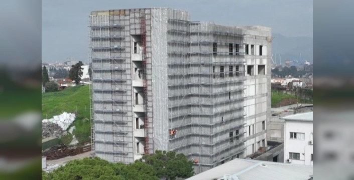 İzmir'de tarihi Eşrefpaşa Hastanesi'nin yeni binasında sona yaklaşıldı