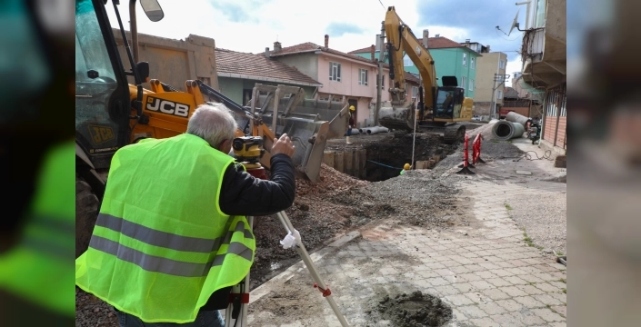 Mustafakemalpaşa'nın altyapısı Büyükşehir ile yenileniyor