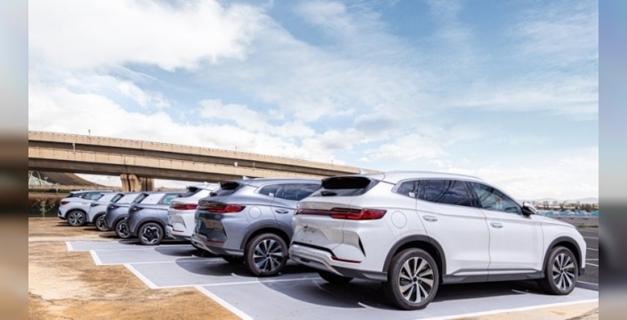 Satarken zarar ettirmeyen otomobiller hangileri? İşte en hızlı gidenler