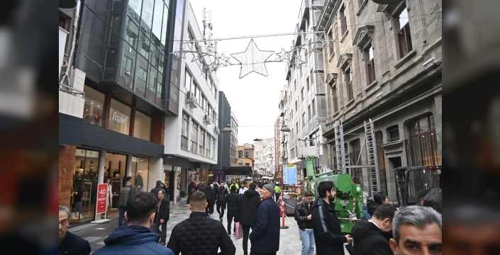 Trabzon'da tarihi sokaklar yenileniyor: Uzun Sokak'ta büyük değişim