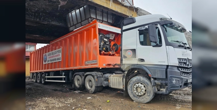 Ağrı Belediyesi, vahşi depolama sorununa kalıcı çözüm buldu