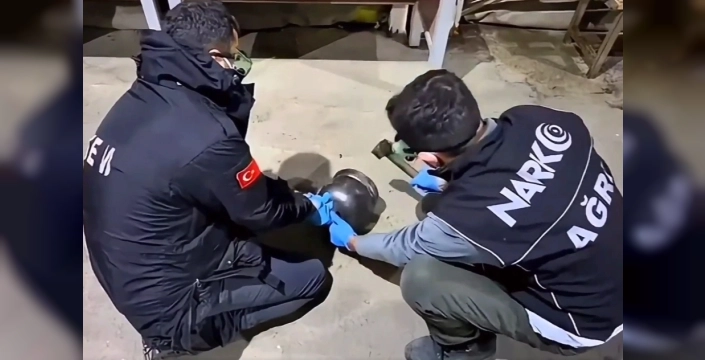 Ağrı'da uyuşturucu operasyonunda 8,3 kilogram metamfetamin ele geçirildi