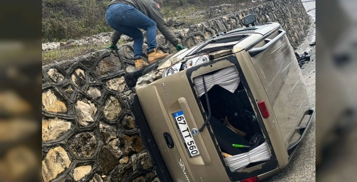 Akçakoca'da yağmur kazaya yol açtı: 1 yaralı