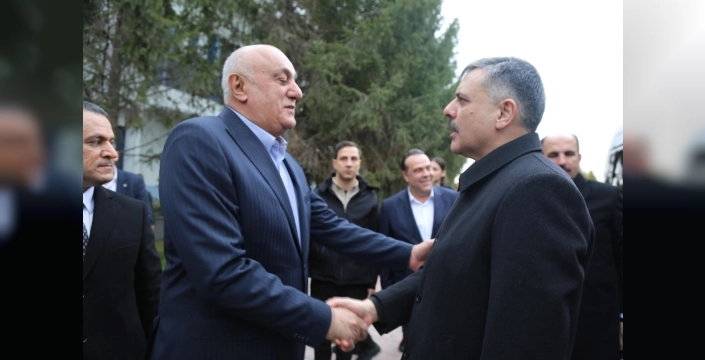 Bakan Çiftçi, Çumra Şeker Fabrikası'nda üreticilerle buluştu