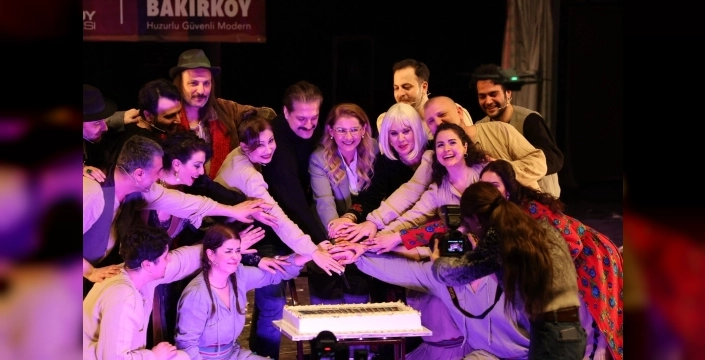 Bakırköy'de Dünya Tiyatro Günü coşkuyla kutlandı