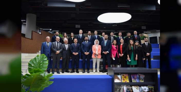 Başkan Büyükkılıç'tan gençlere: 'Sizler bizim geleceğimizsiniz!