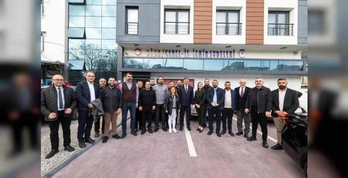 Başkan Tugay, Gümüştekin'e hayırlı olsun ziyaretinde bulundu