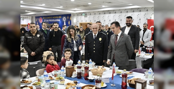 Bitlis'te şehit aileleri onuruna anlamlı iftar