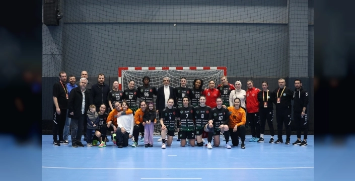 Bursa Büyükşehir Belediyespor hentbolda zirvedeki yerini sağlamlaştırdı